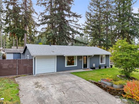 Photo of 26104 195th Place SE, Covington, WA 98042 (MLS # 2446037)