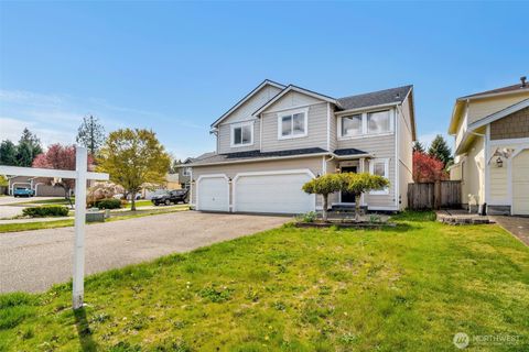 Photo of 13308 108th Avenue E, Puyallup, WA 98374 (MLS # 2499980)