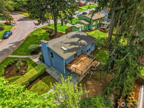 Photo of 14613 SE 16th Place, Bellevue, WA 98007 (MLS # 2516960)