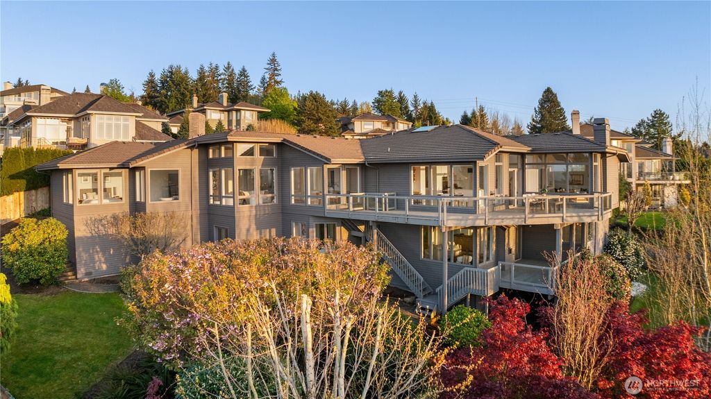 Photo of 5824 168th Place SE, Bellevue, WA 98006 (MLS # 2507701)