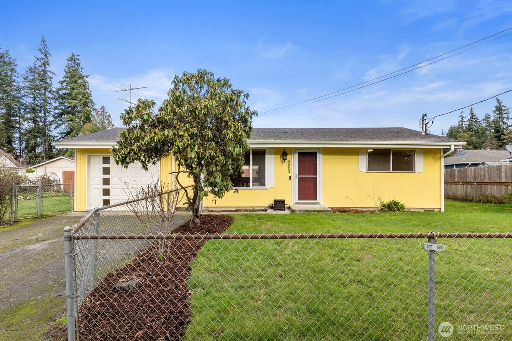 Photo of 2602 Dodge Street NE, Bremerton, WA 98310 (MLS # 2467643)