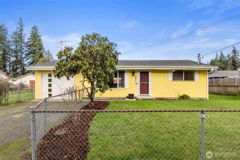 Photo of 2602 Dodge Street NE, Bremerton, WA 98310 (MLS # 2467643)