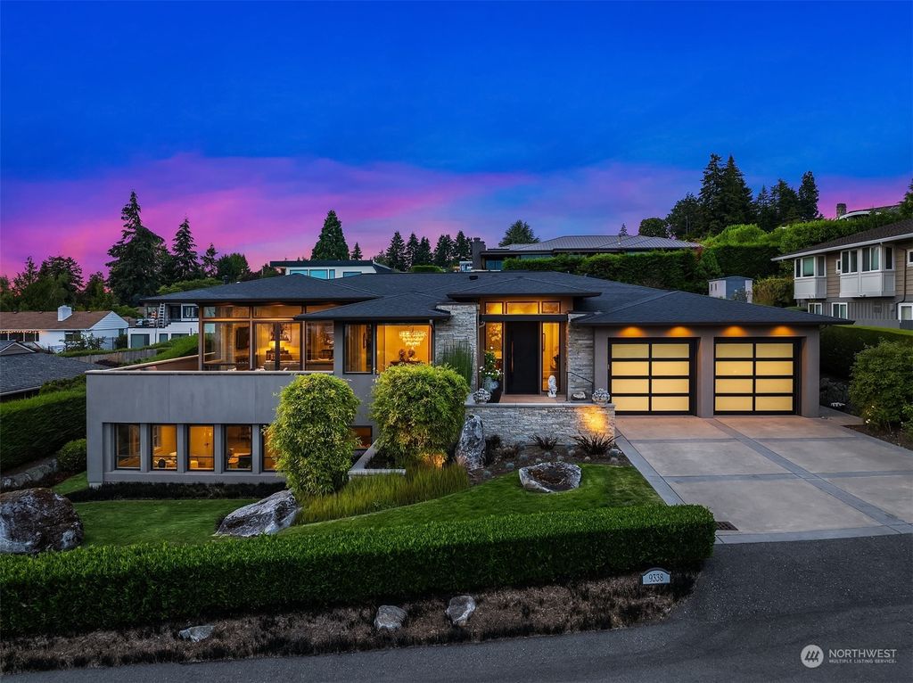 Photo of 9338 Vineyard Crest, Bellevue, WA 98004 (MLS # 2269089)