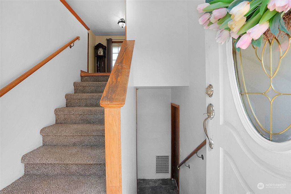 Photo of 11703 28th Street NE, Lake Stevens, WA 98258 (MLS # 2132811)