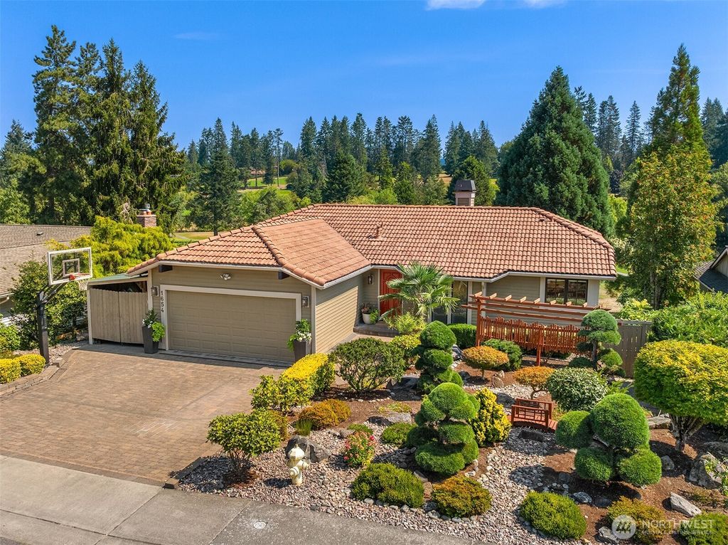 Photo of 1654 180th Avenue NE, Bellevue, WA 98008 (MLS # 2419503)