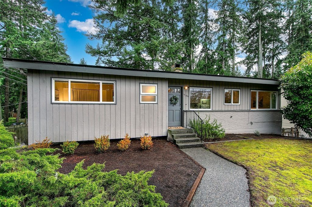 Photo of 14805 Linden Avenue N, Shoreline, WA 98133 (MLS # 2465367)