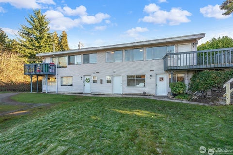 Photo of 15328 40th Avenue W, Lynnwood, WA 98087 (MLS # 2563529)