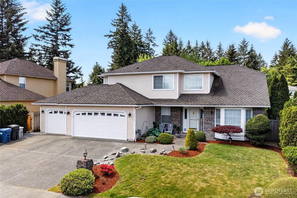Photo of 24323 129th Avenue SE, Kent, WA 98030 (MLS # 2527365)