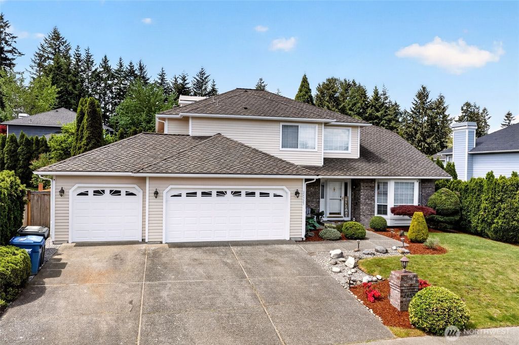 Photo of 24323 129th Avenue SE, Kent, WA 98030 (MLS # 2527365)