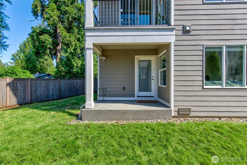 19724 Meridian Place W