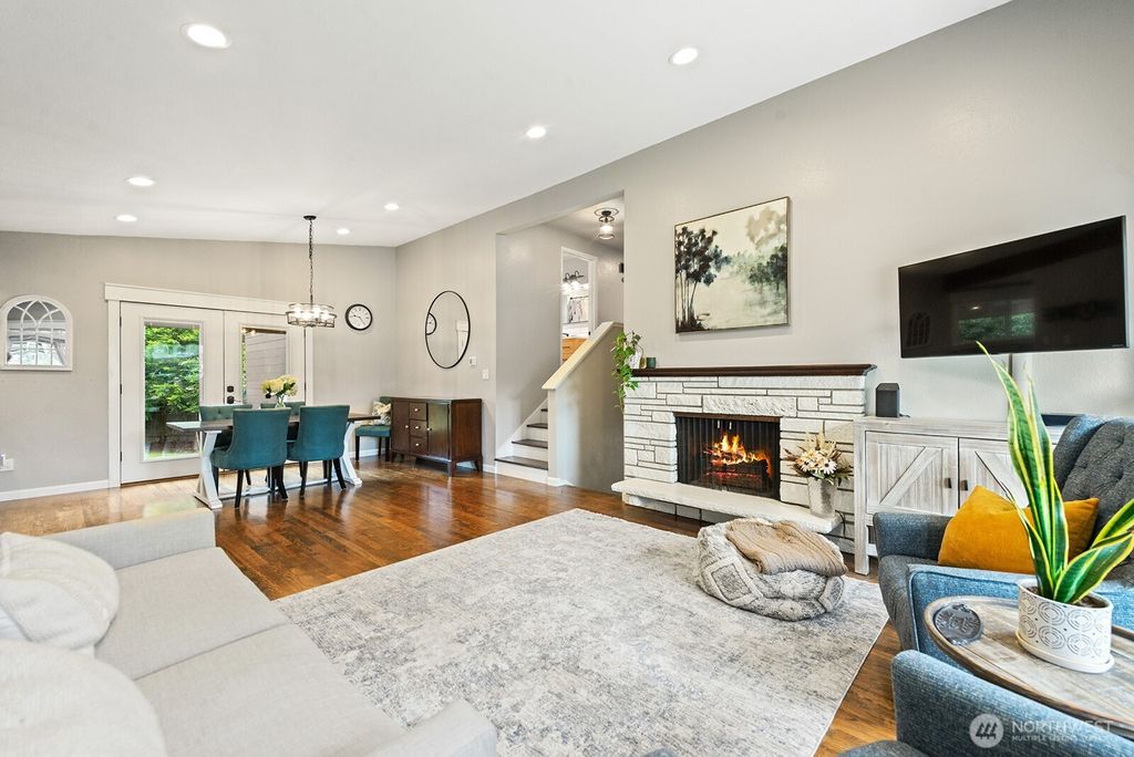 Photo of 12235 SE 62nd Street, Bellevue, WA 98006 (MLS # 2370437)
