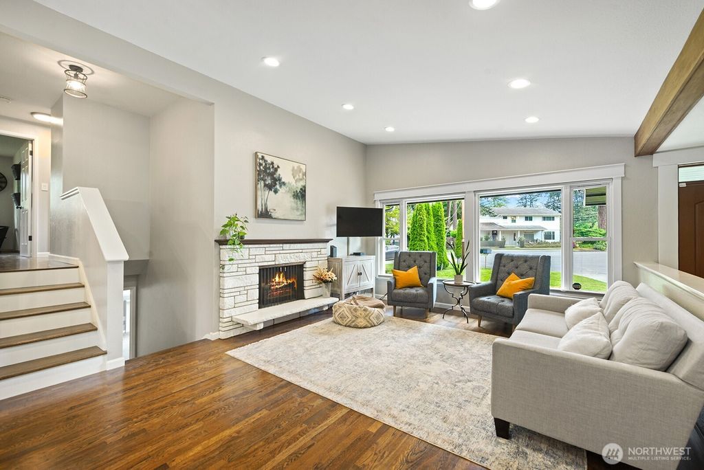 Photo of 12235 SE 62nd Street, Bellevue, WA 98006 (MLS # 2370437)
