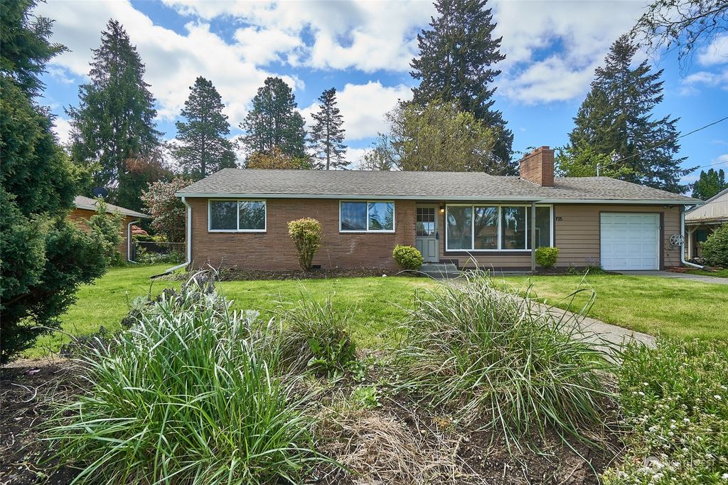 Photo of 1102 E Seattle Street, Kent, WA 98030 (MLS # 2235880)