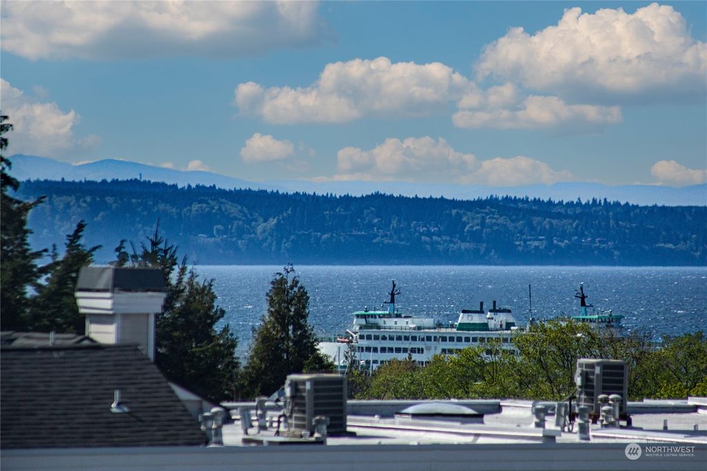 Photo of 504 Holly Drive #303, Edmonds, WA 98020 (MLS # 2064550)