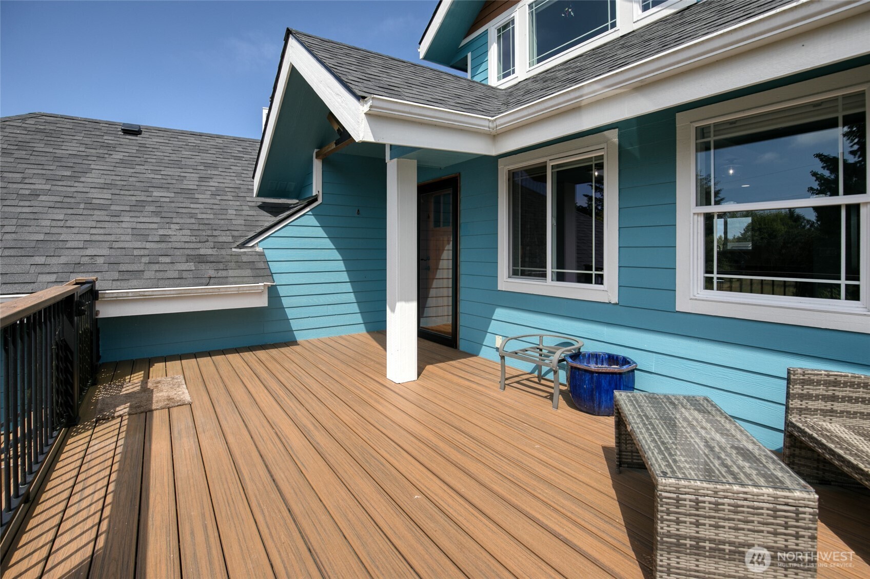 142 Sea Breeze Loop SE