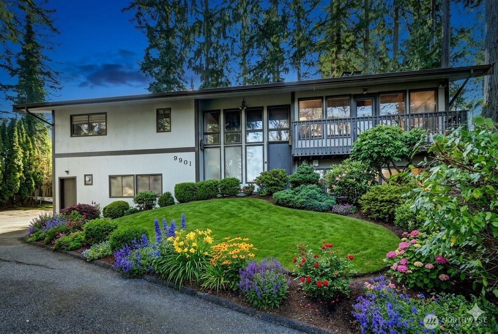 Photo of 9901 NE 32nd Street, Bellevue, WA 98004 (MLS # 2486277)