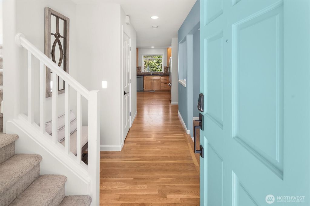 Photo of 406 N 178th Lane, Shoreline, WA 98133 (MLS # 2505090)