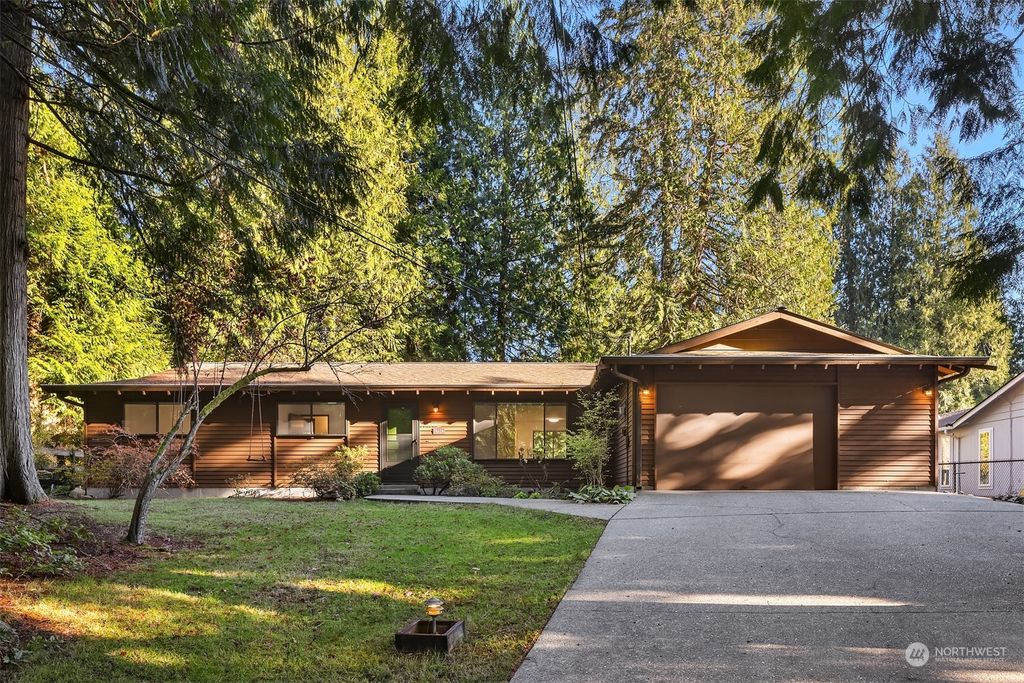 Photo of 16818 199th Place NE, Woodinville, WA 98077 (MLS # 2180950)