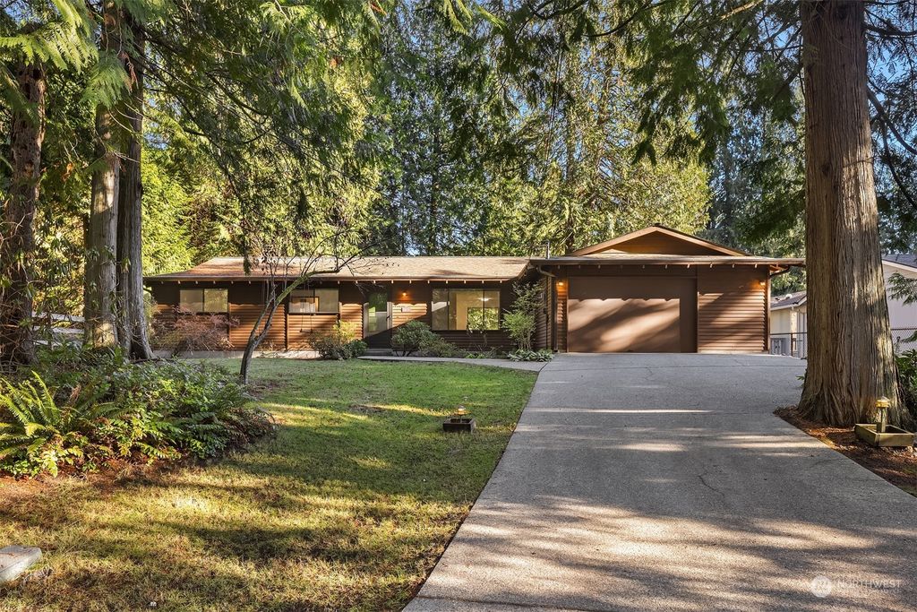 Photo of 16818 199th Place NE, Woodinville, WA 98077 (MLS # 2180950)