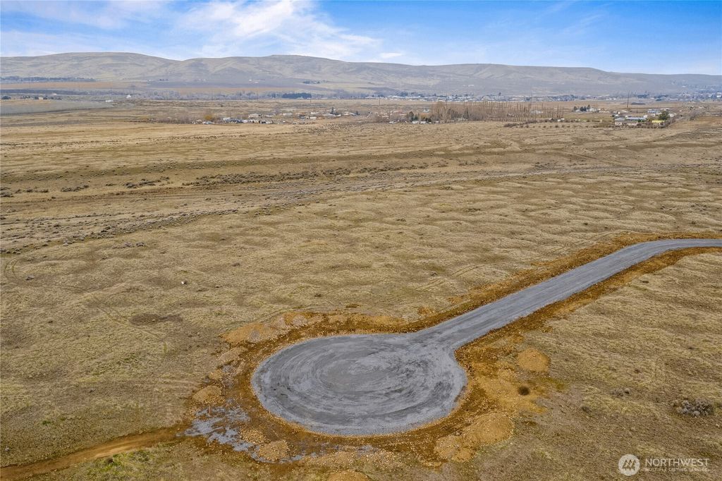 Photo of 0 Lot 5 Cascade View Road, Ephrata, WA 98823 (MLS # 2496165)