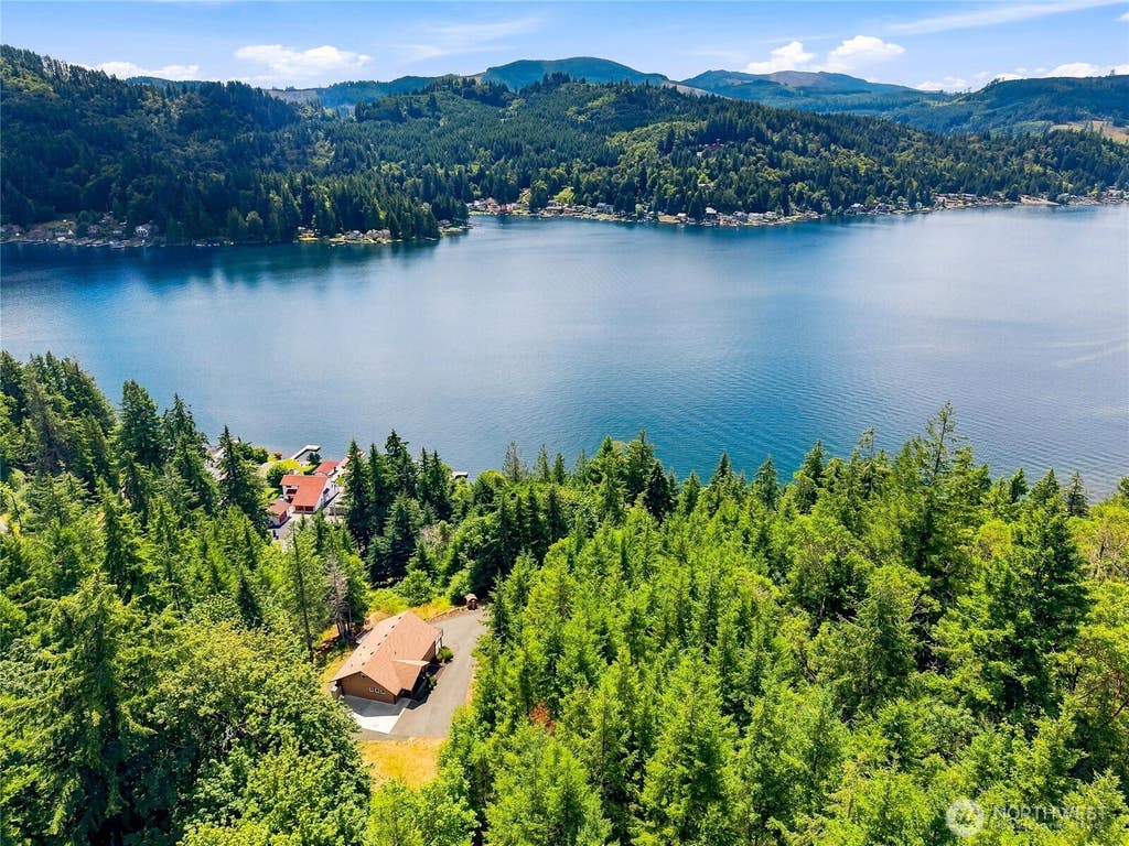 Photo of 2040 Summit Lake Shore Road NW, Olympia, WA 98502 (MLS # 2561435)