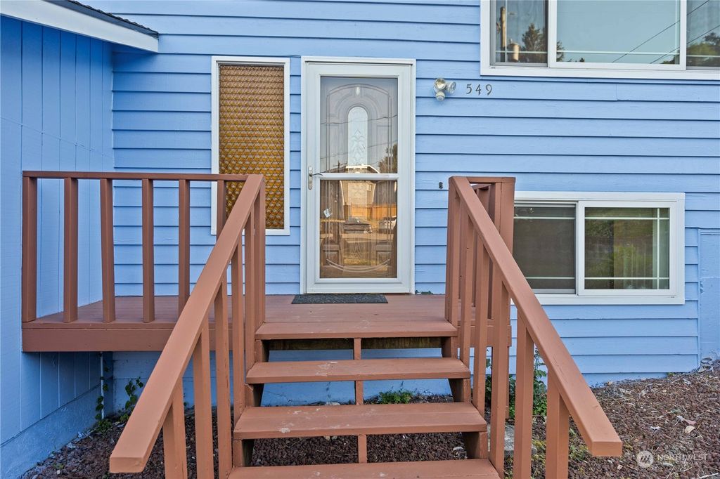Photo of 549 S 111th Street, Seattle, WA 98168 (MLS # 2313811)