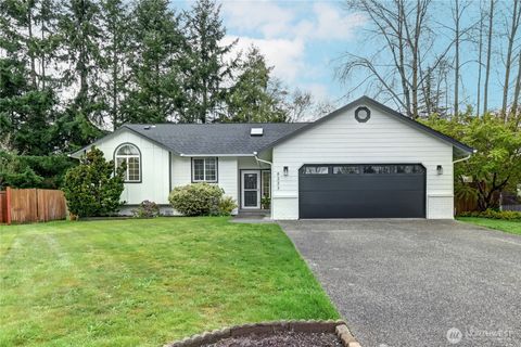 Photo of 8223 27th Place NE, Lake Stevens, WA 98258 (MLS # 2508299)