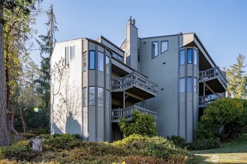 Photo of 98 Armadale Road #215, Friday Harbor, WA 98250 (MLS # 2379216)