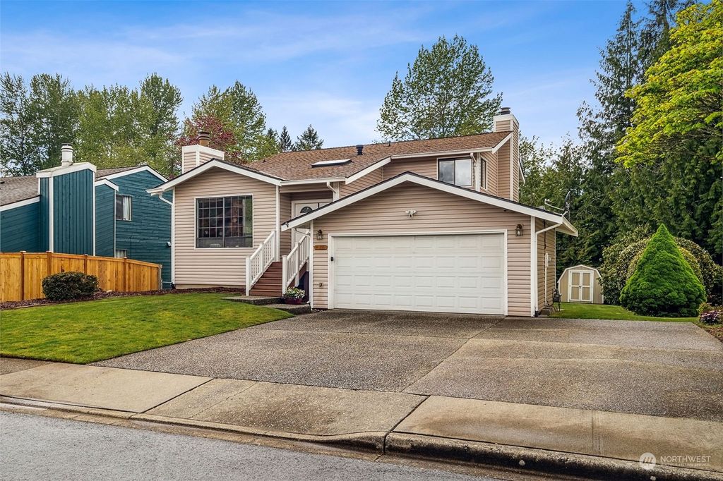 Photo of 23107 128th Place SE, Kent, WA 98031 (MLS # 2227103)