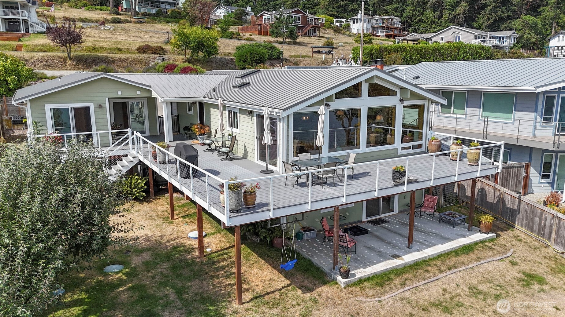 4231 Bayside Lane