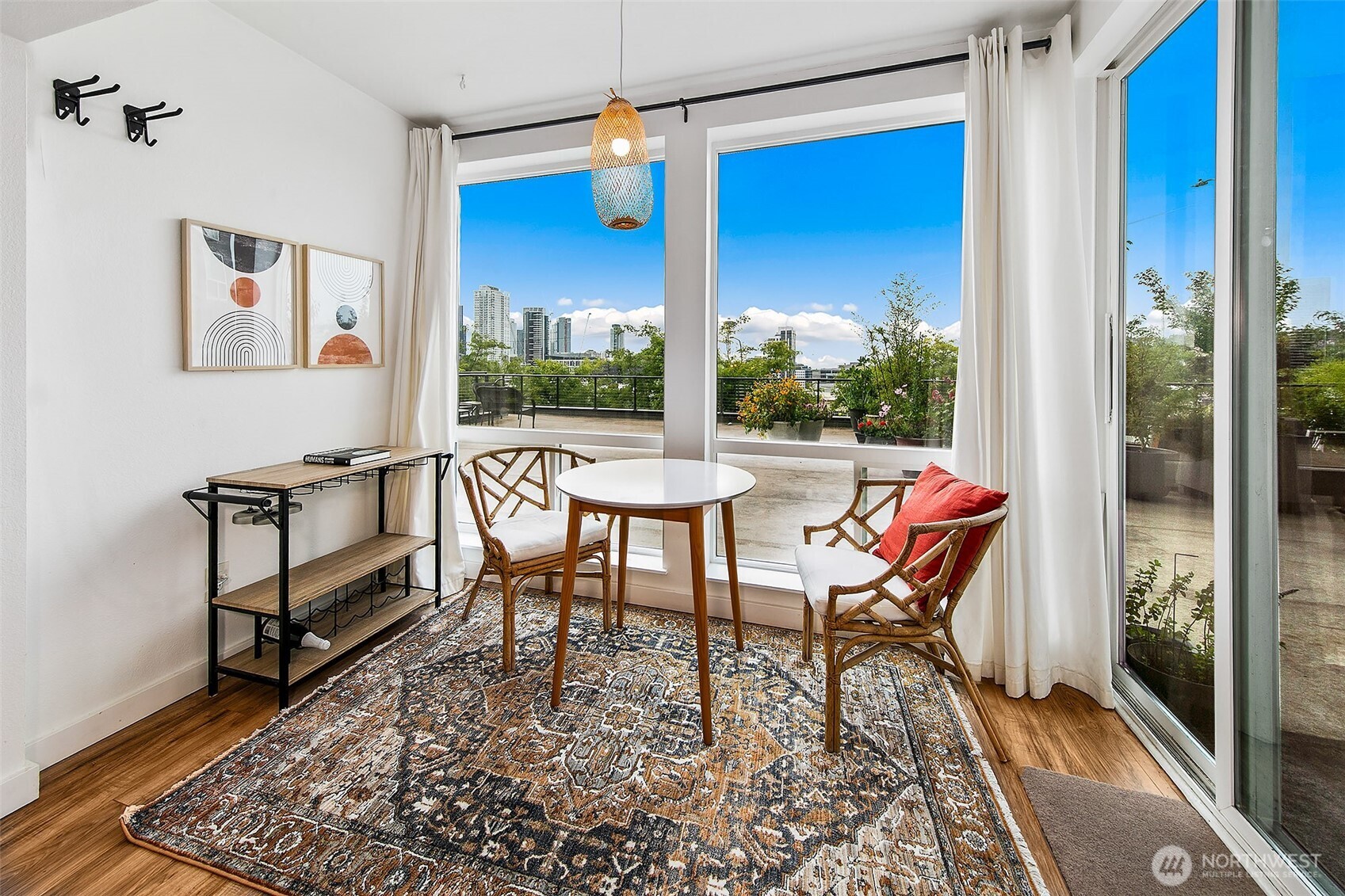 308 E Republican Street 106