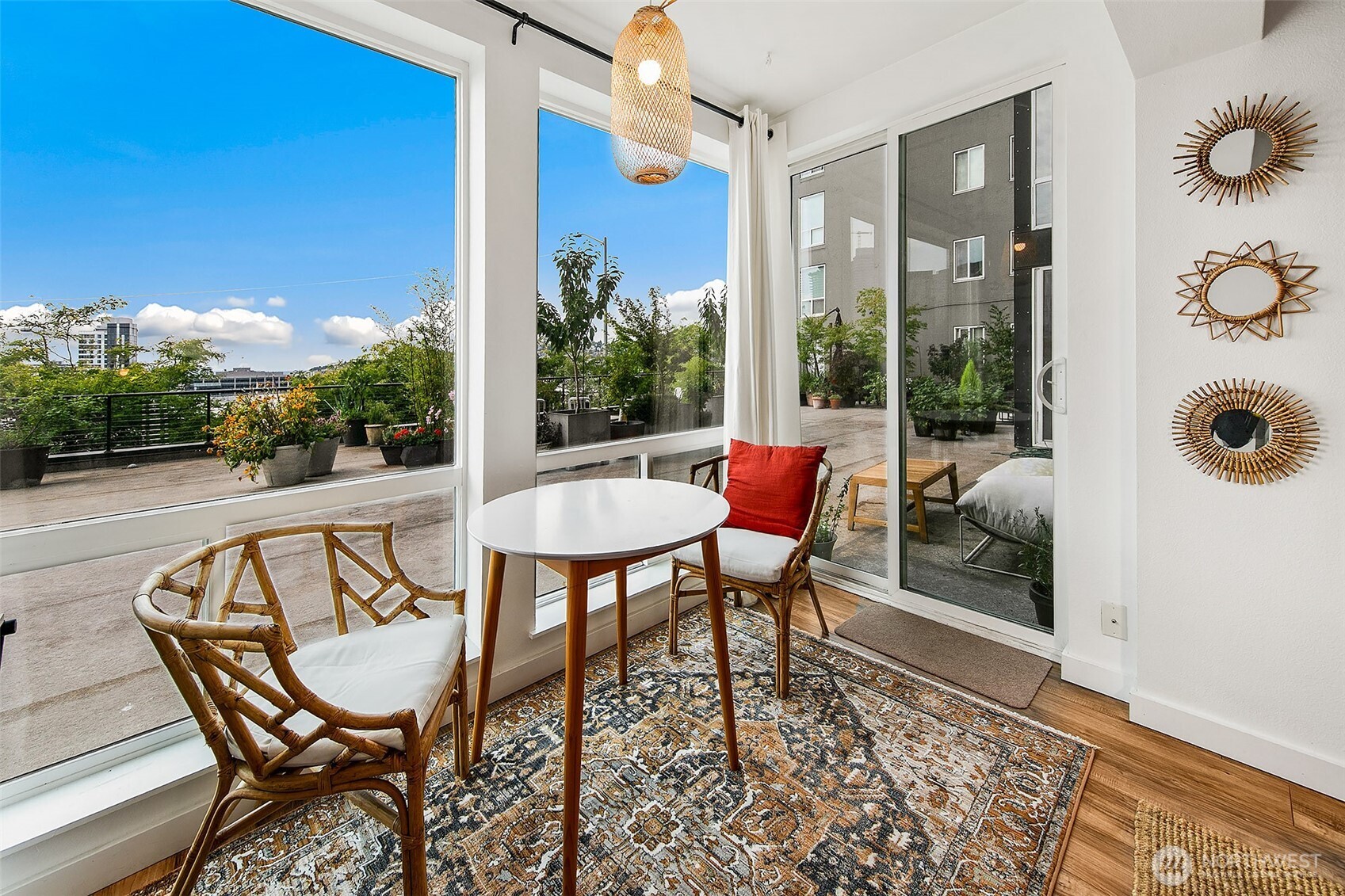 308 E Republican Street 106