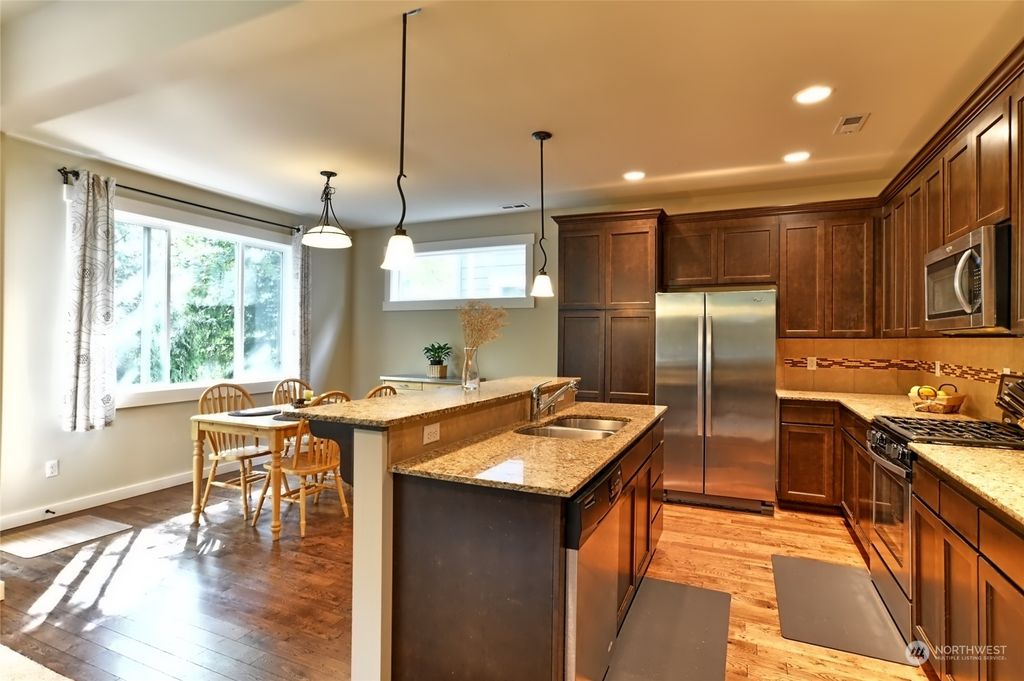 Photo of 1824 146th Place SW, Lynnwood, WA 98087 (MLS # 2288712)