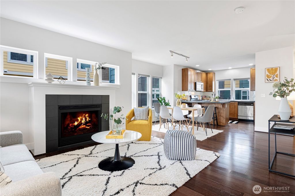 Photo of 3241 SW Raymond St St #1B, Seattle, WA 98126 (MLS # 2437539)