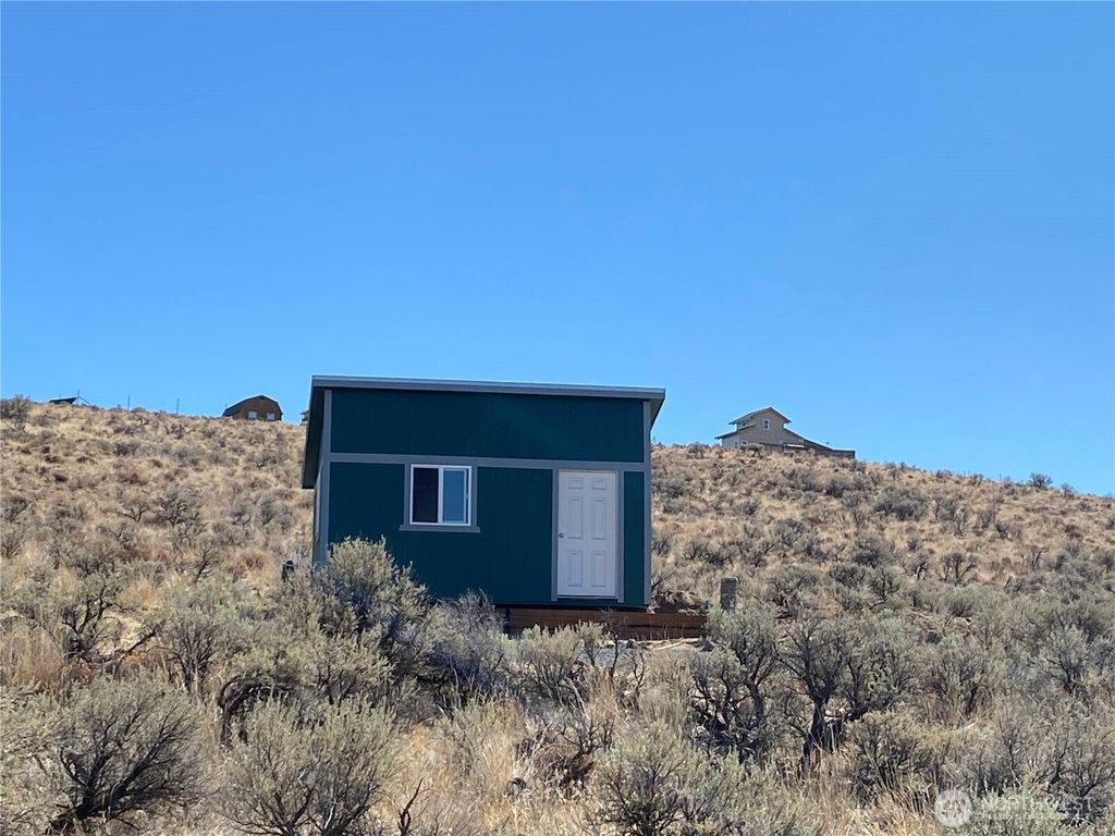 Photo of 2333 Ashcroft Drive, Ephrata, WA 98823 (MLS # 2469655)