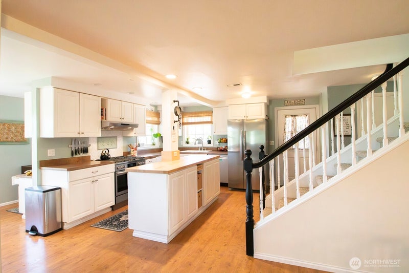 3001 Pullman Albion Road