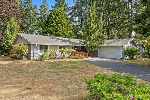 Photo of 8419 109th Street SW, Lakewood, WA 98498 (MLS # 2456209)