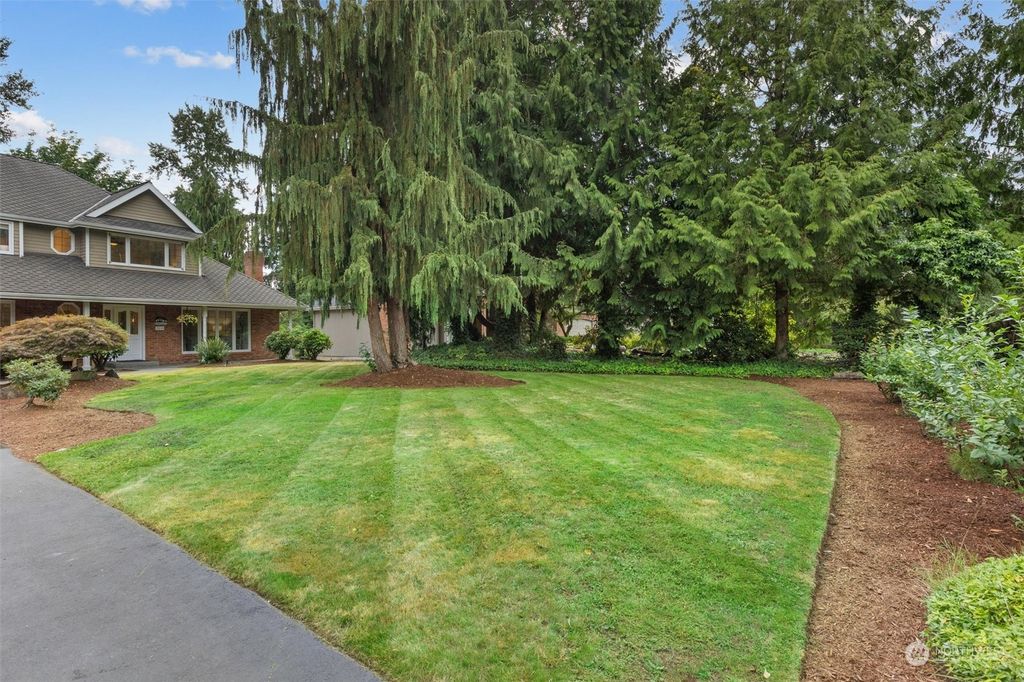 Photo of 3014 184th Place SE, Bothell, WA 98012 (MLS # 2156946)