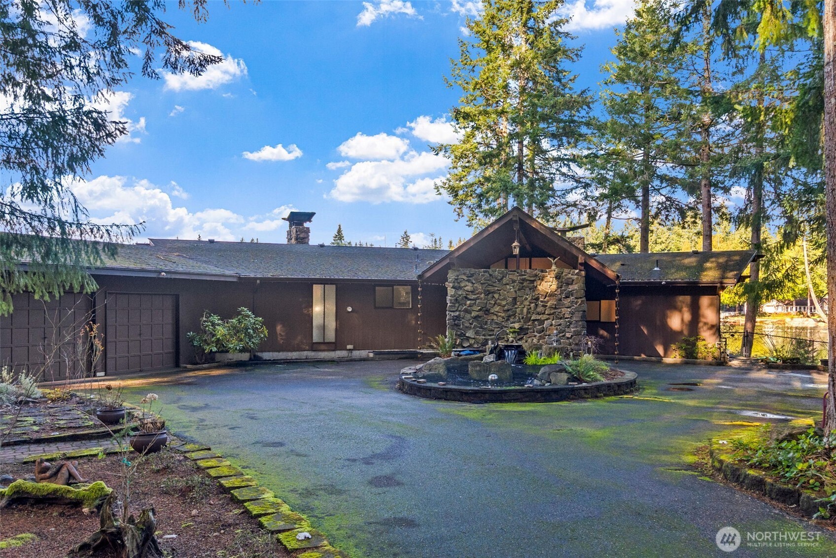 1970 Cambridge Lane SW