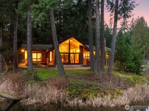 Photo of 1970 Cambridge Lane SW, Olympia, WA 98512 (MLS # 2483839)