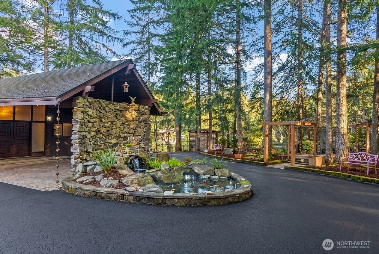 1970 Cambridge Lane SW