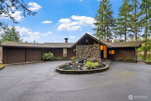 1970 Cambridge Lane SW Olympia WA 98512