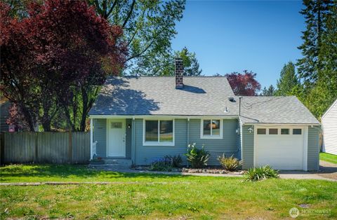 Photo of 16909 12th Place NE, Shoreline, WA 98155 (MLS # 2519425)