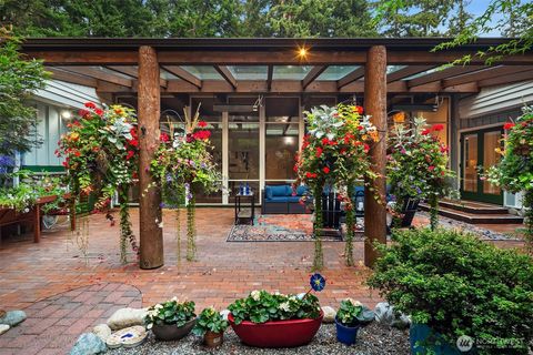 22628 106th Avenue W Woodway WA 98020