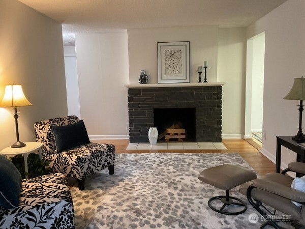 4803 SW Alaska Street