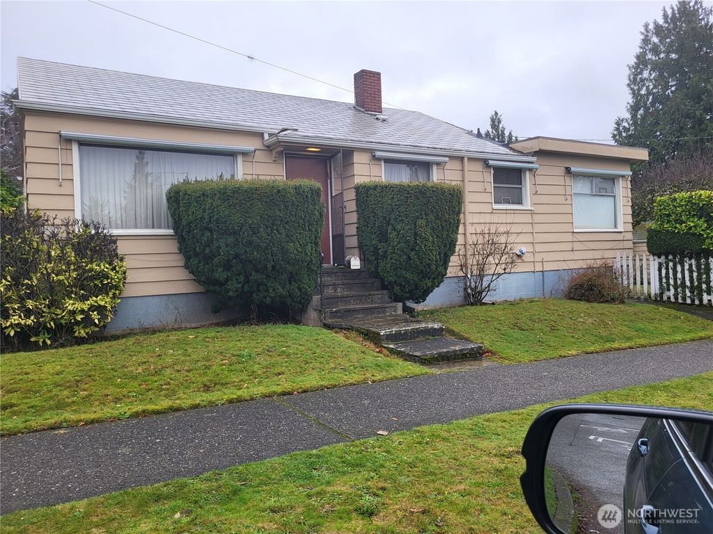Photo of 6702 52nd Avenue S, Seattle, WA 98118 (MLS # 2336126)
