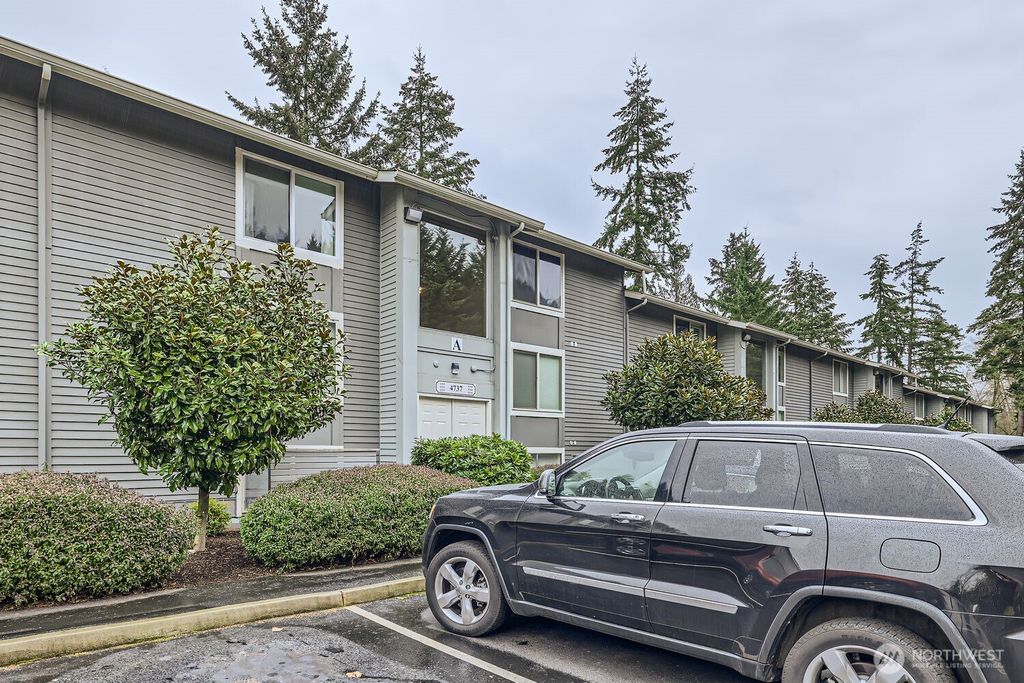 Photo of 4737 W Lake Sammamish Parkway SE #A303, Issaquah, WA 98027 (MLS # 2332389)