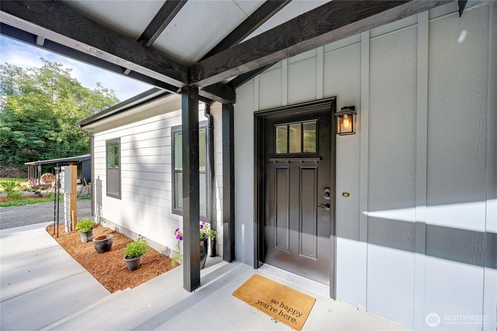 Photo of 21351 Howard Avenue, Kingston, WA 98346 (MLS # 2558503)