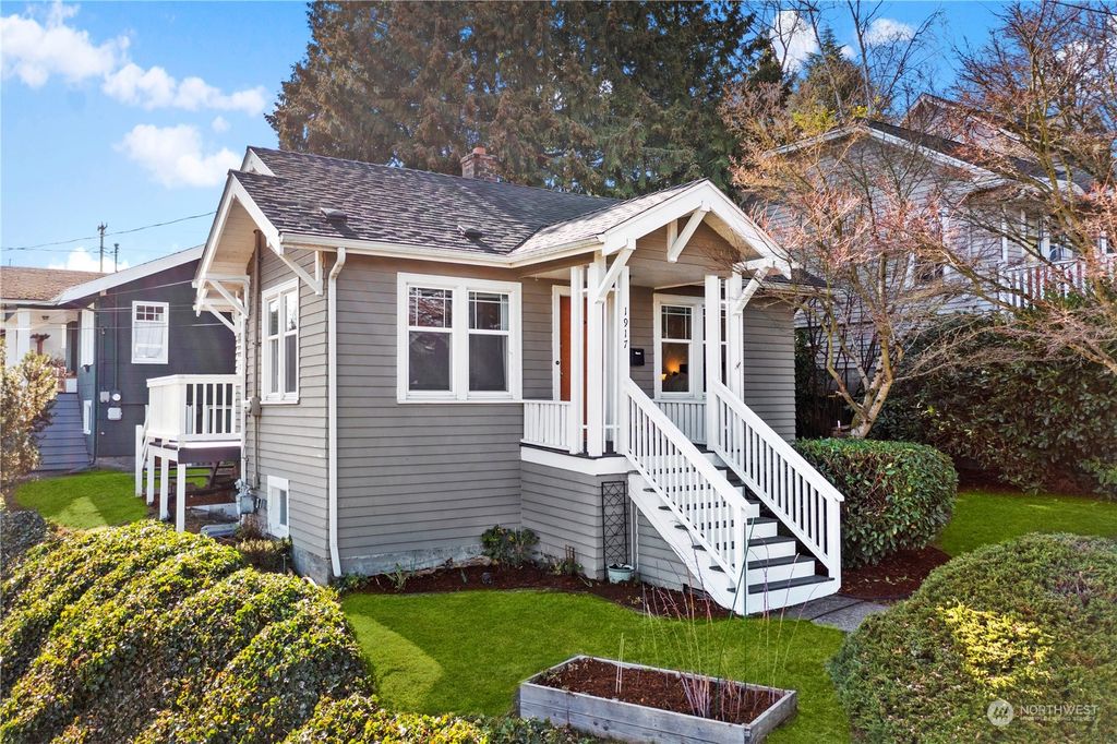 Photo of 1917 S Horton Street, Seattle, WA 98144 (MLS # 2038053)