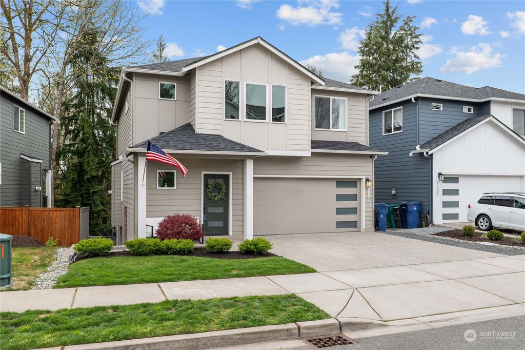 Photo of 11127 14th Place SE, Lake Stevens, WA 98258 (MLS # 2220920)